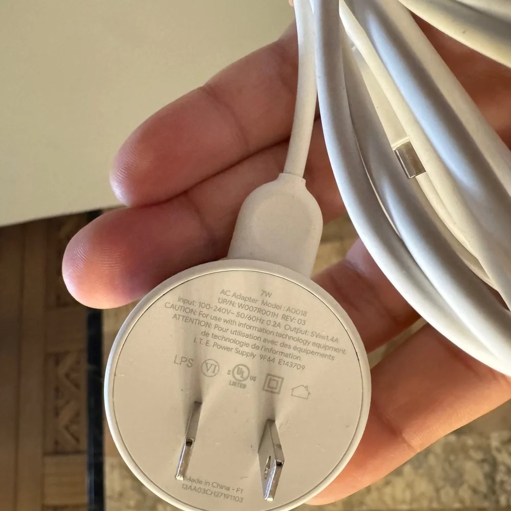 Google 7W AC Adapter in White
